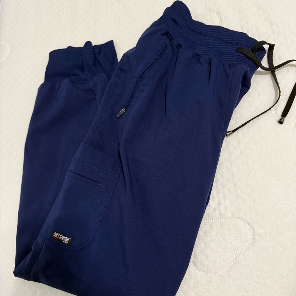 Grey's Anatomy Women’s Jogger scrub bottoms in Deep Blue
